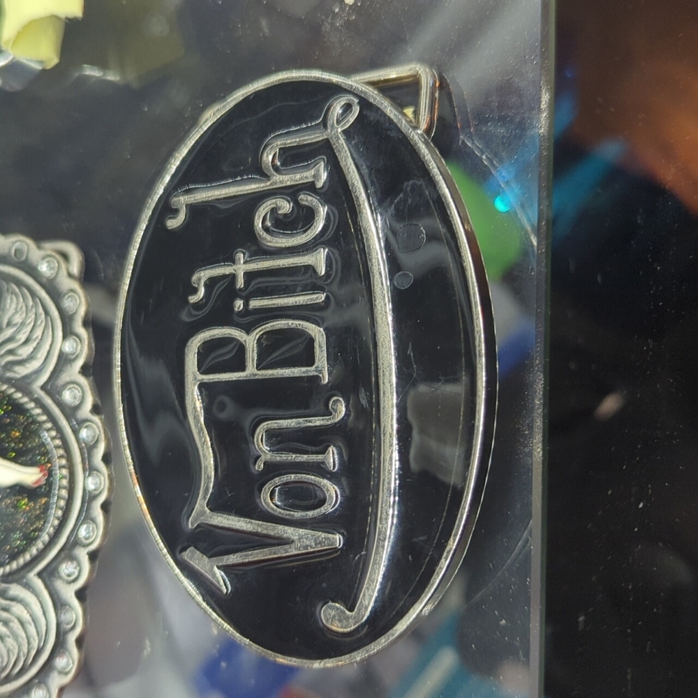 Von B Dutch Buckle